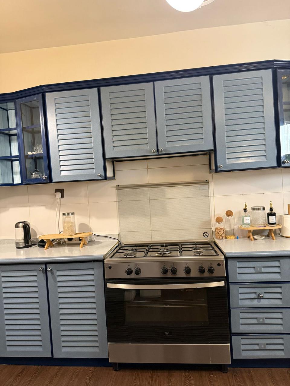 أثاث مستعمل 1